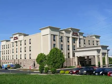 Hampton & Hotel