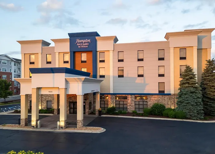 Hotel Hampton & 3*