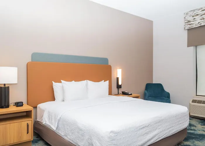 Hotel Hampton & Addison