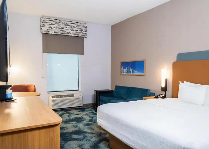 Hotel Hampton &